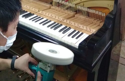 外装も磨き上げると美しく蘇ります